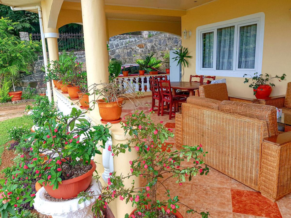 Seybreeze Villa Anse Royale Bagian luar foto